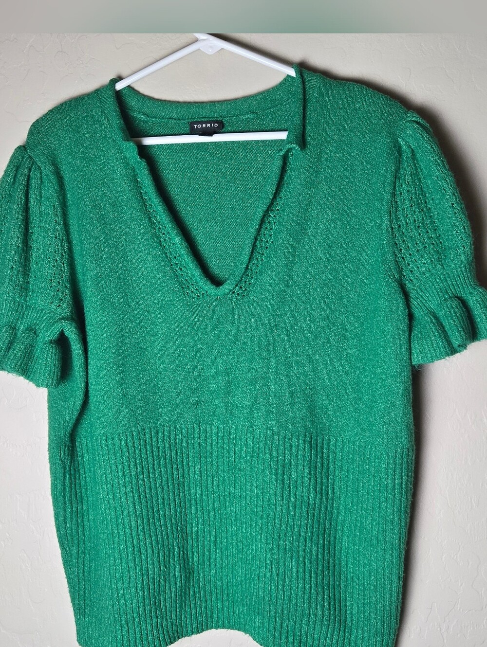 Torrid Sweater Bright Green Puff Sleeve V-Neck Size 1X Preppy Boho